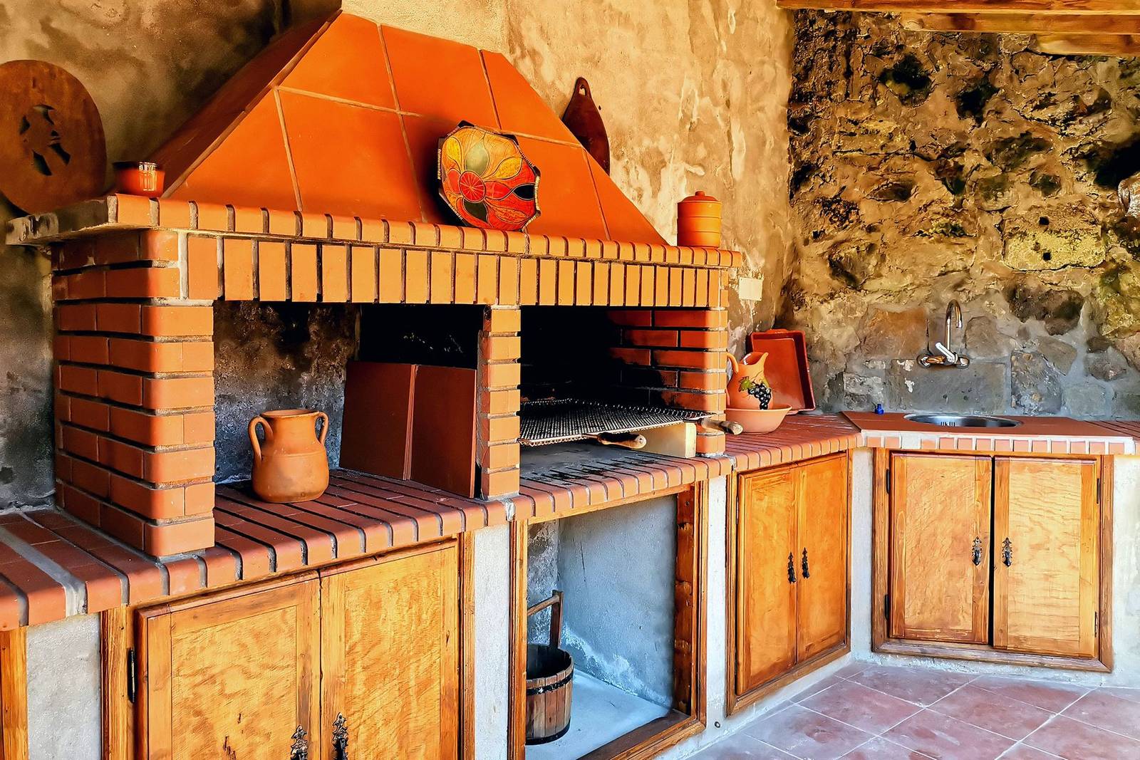 Churrasqueira no jardim